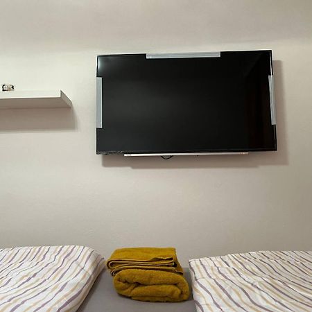 Cozy Rooms In An Elegant House ウィーン エクステリア 写真